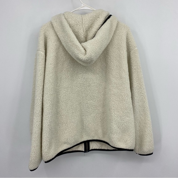 Ugg Kadence Snap Fleece Medium - Picture 6 of 11
